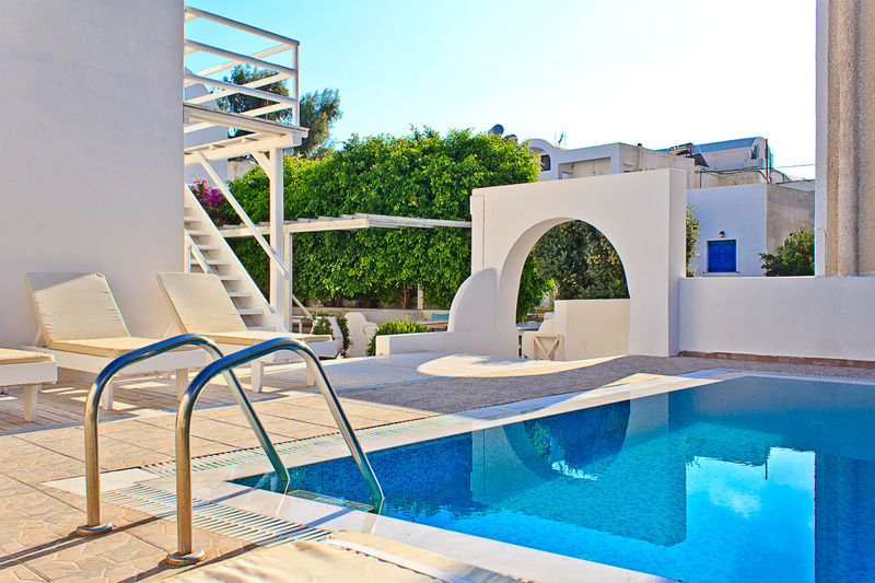 Vergina Perissa (Santorini)